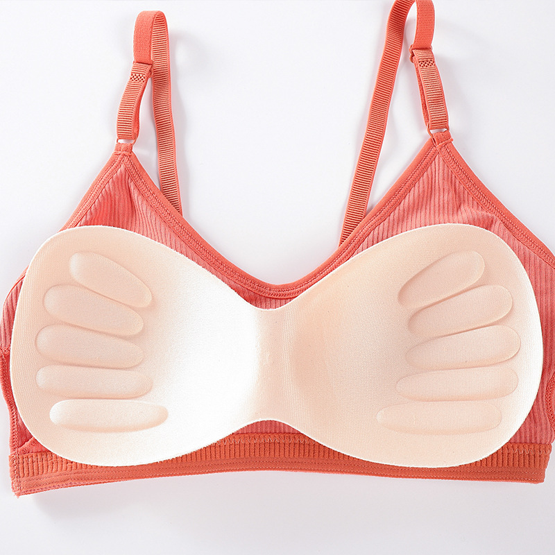 Letni biustonosz bez fiszbin,  – T Shirt Bra Seamless recenzja i cena