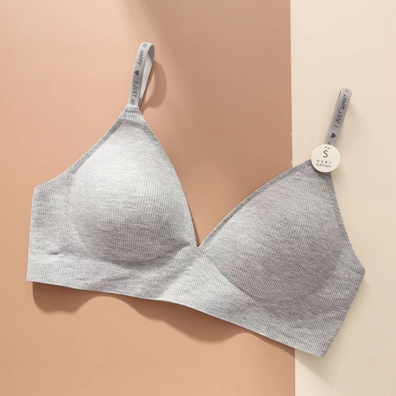 Gładki, jedwabisty biustonosz  – Full Coverage Bra recenzja i cena