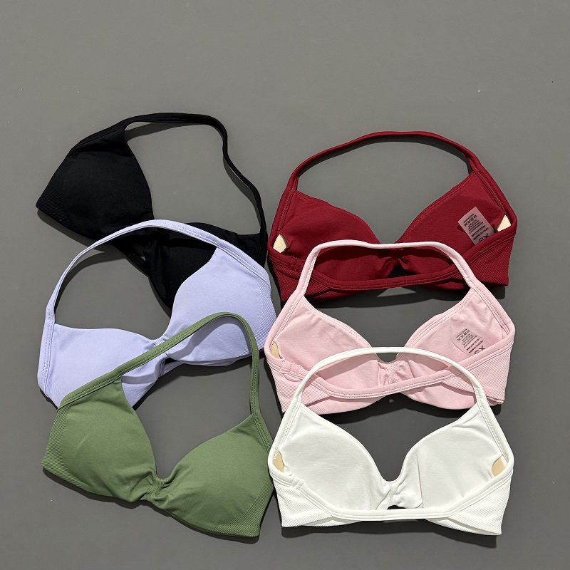 Sportowy biustonosz na ramiącz – Sports Bra Racerback recenzja i cena