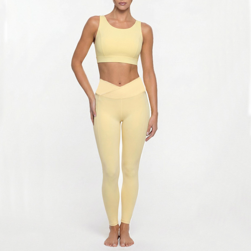 Biustonosz sportowy z wkładkam – Sports Bra Racerback recenzja i cena