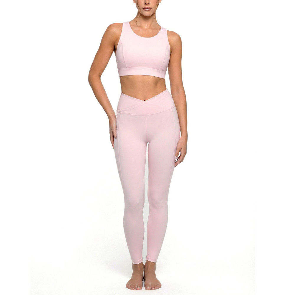 Biustonosz sportowy z wkładkam – Sports Bra Racerback recenzja i cena