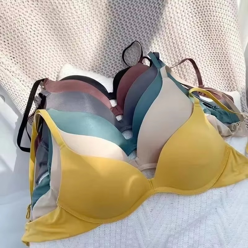 Japoński biustonosz jednoczęśc – Sleep Bra Bralette recenzja i cena