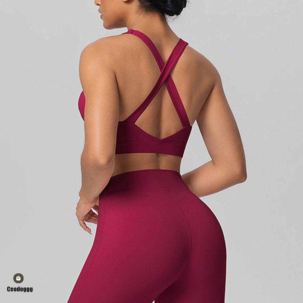 Biustonosz sportowy z wkładkam – Sports Bra Racerback recenzja i cena